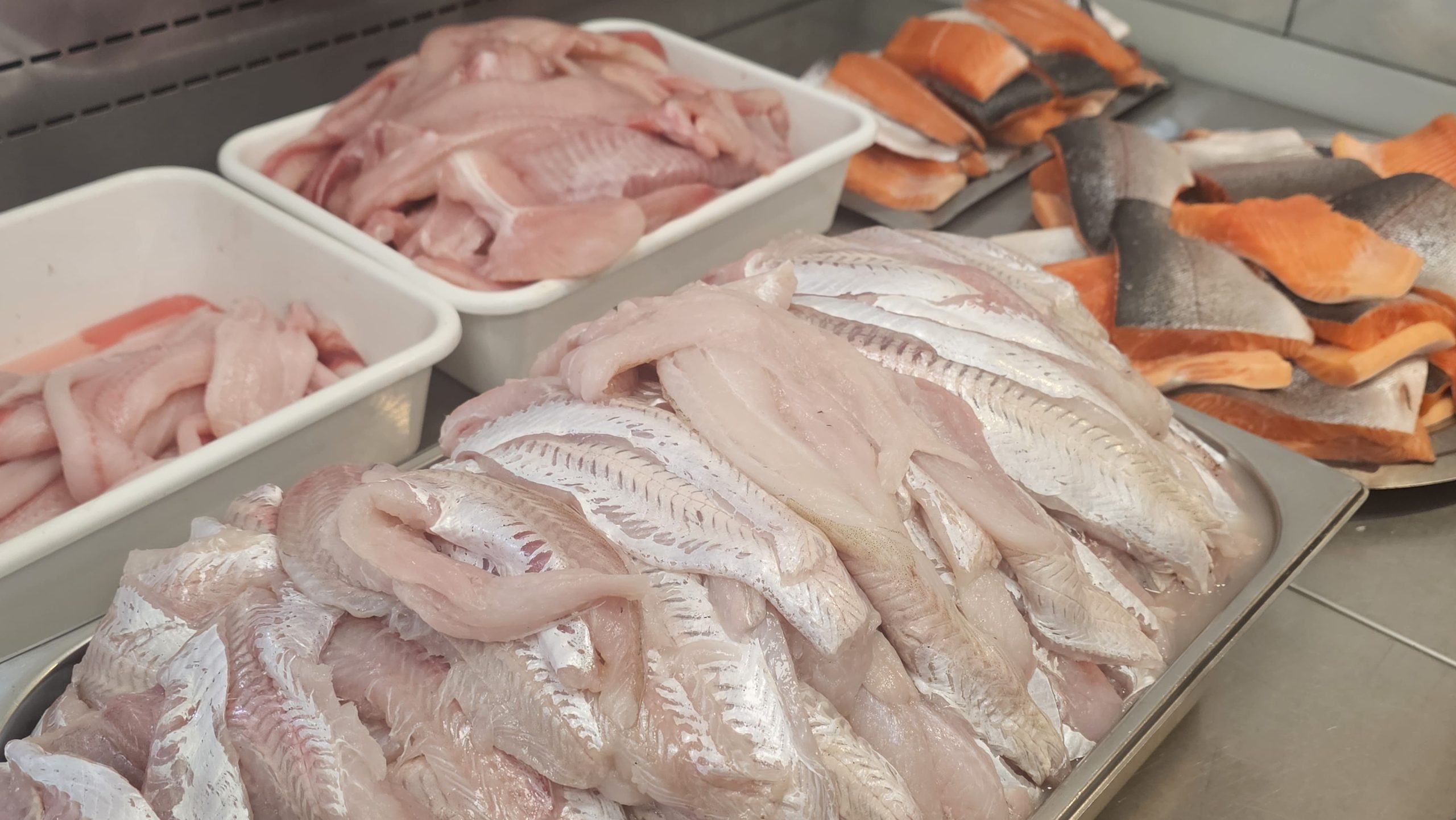 En la previa de Semana Santa, el kilo de merluza y de atún se vende con un aumento interanual del 65%