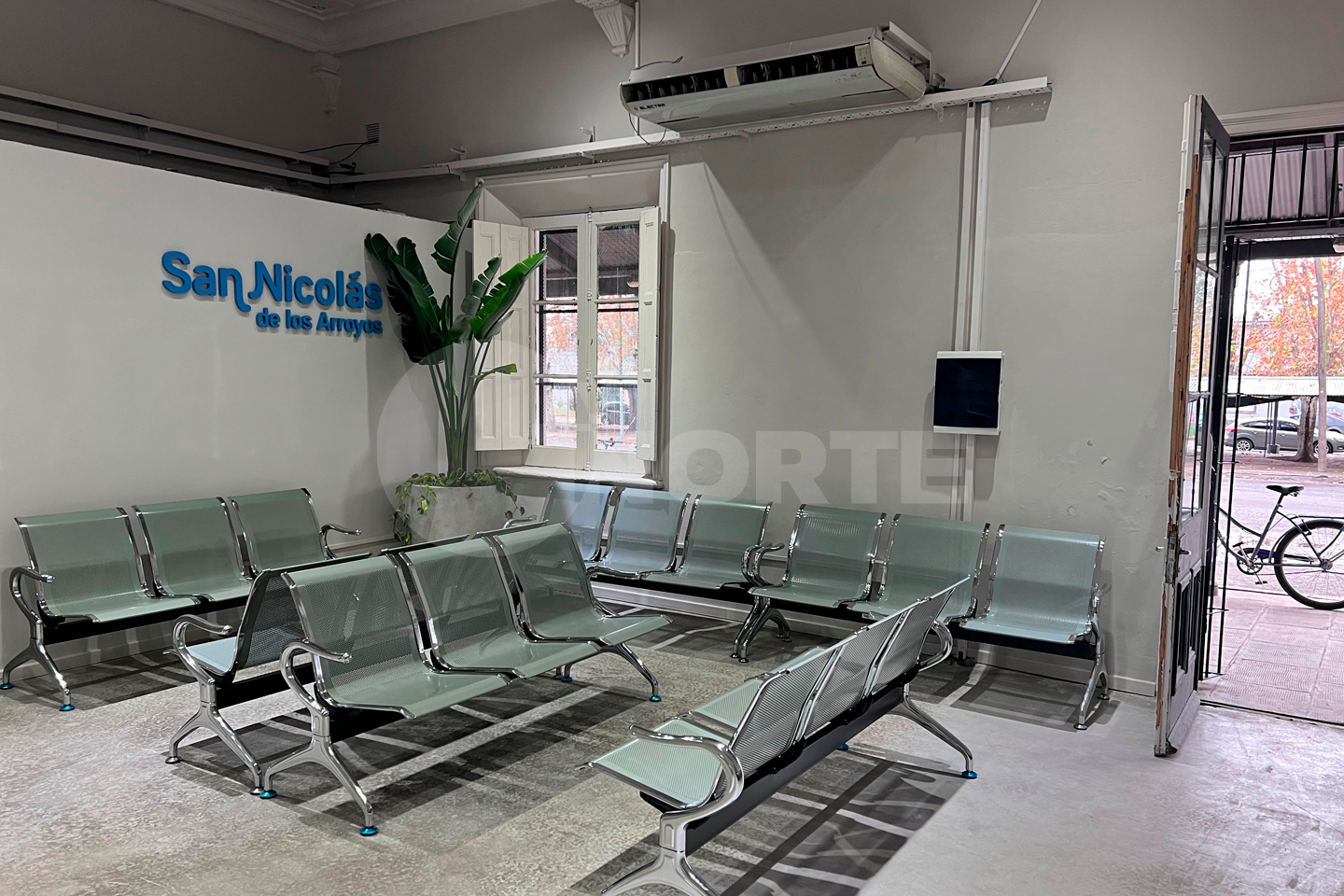 El municipio realizó mejoras en la Estación de Trenes de San Nicolás para quienes utilizan el servicio de colectivo