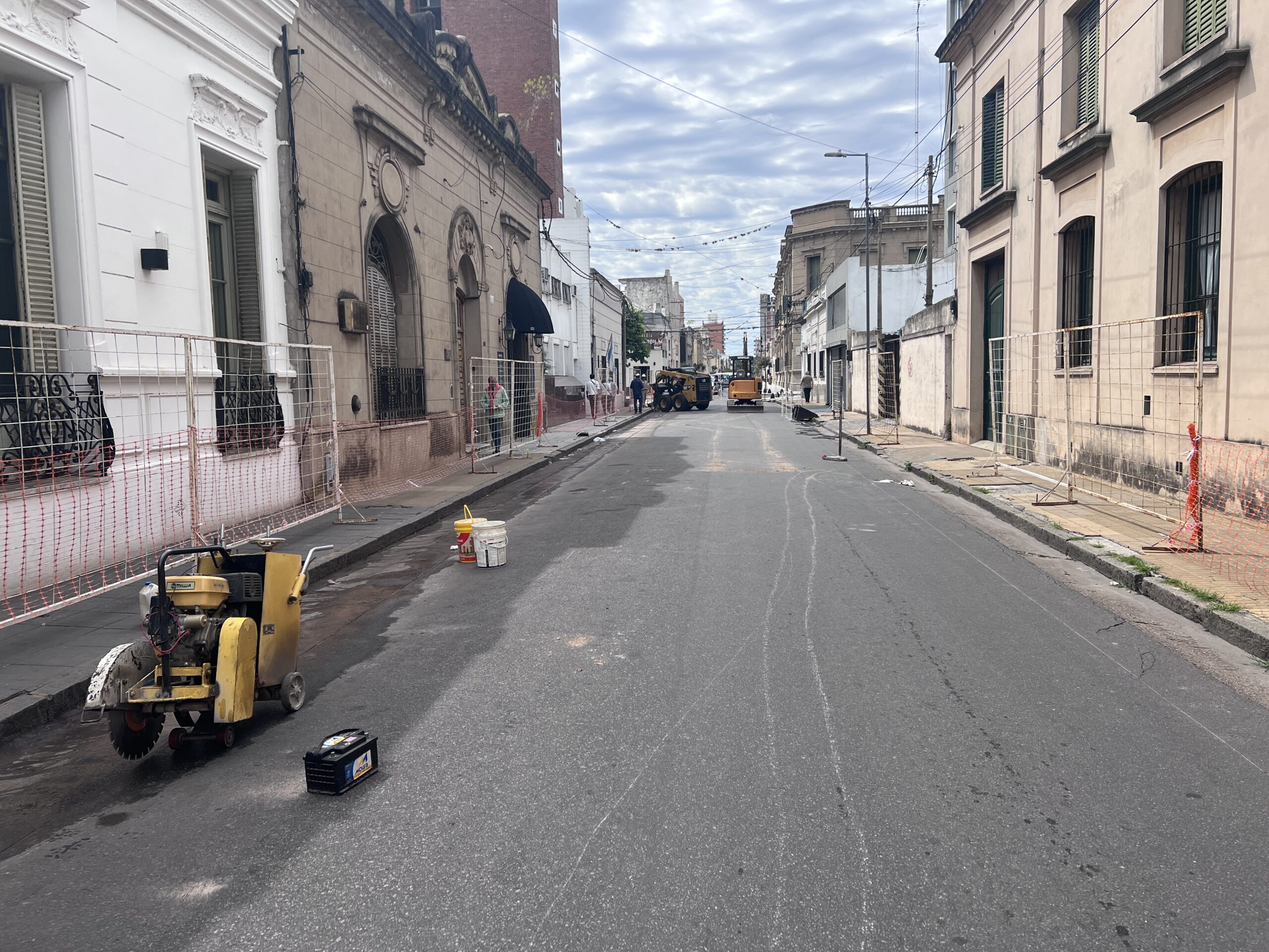 La calle Guardias Nacionales permanecerá cerrada más de un mes por la obra que realiza el Ejecutivo